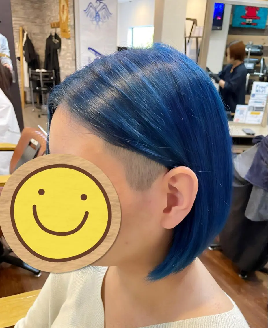 ショート カラー ブリーチ ブルーカラー kuroken ★feniceのヘアスタイル