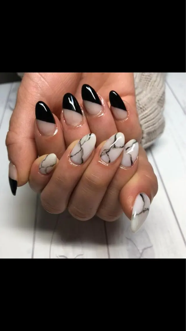 ネイル ハンドネイル Lavish nailのネイルデザイン