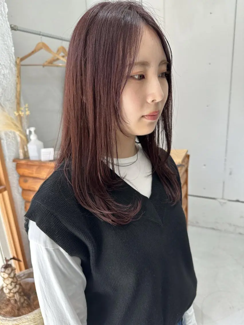 セミロング 顔まわりレイヤー 顔周りカット レイヤーカット 伊藤 玄のヘアスタイル