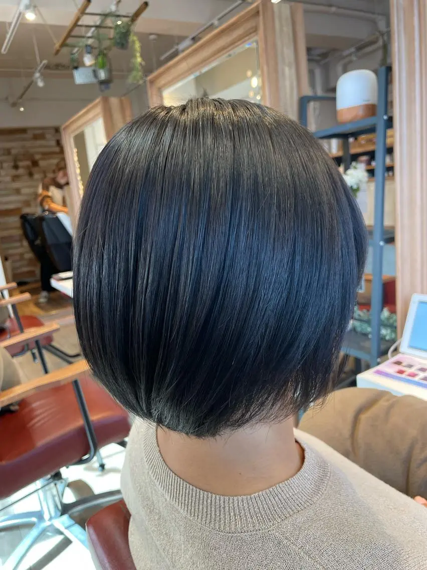 ショート カラー ✨横須賀髪質改善✨️ 加藤 百音のヘアスタイル