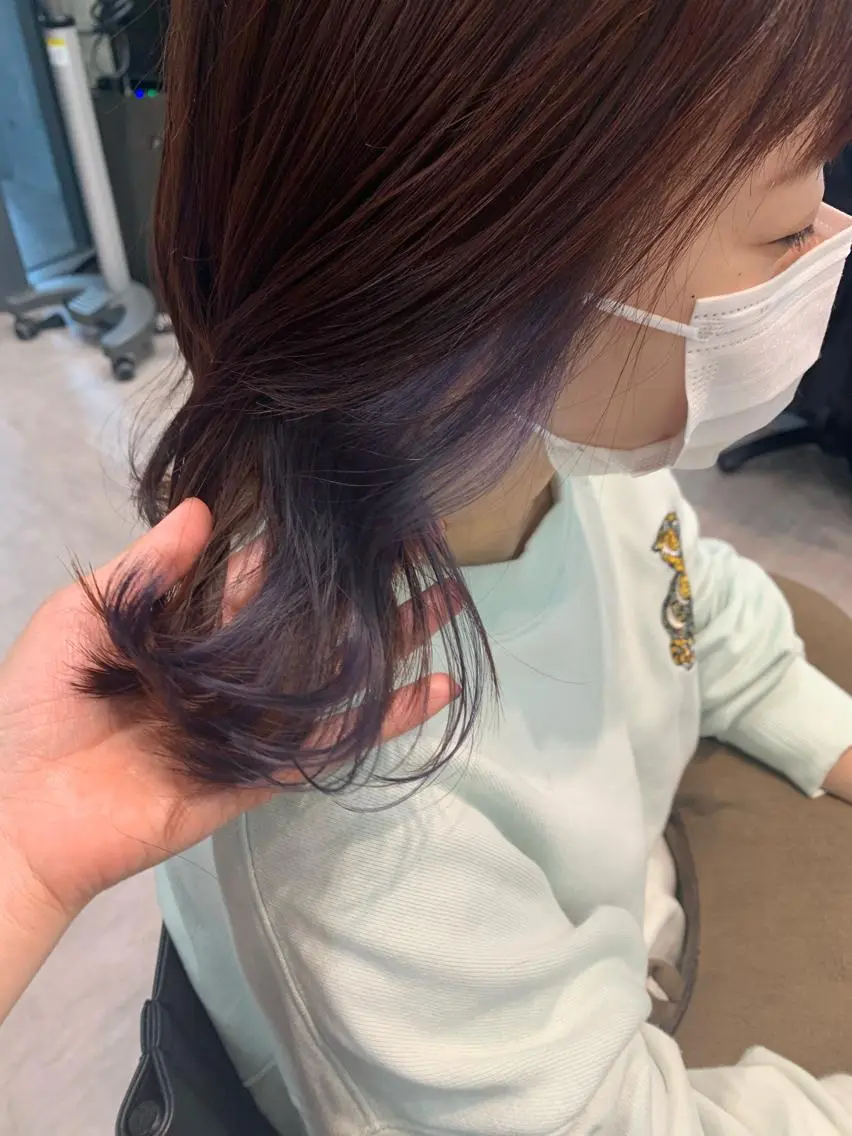 ミディアム カラー ヘアアレンジ サナ🌱 切りっぱなしボブのヘアスタイル