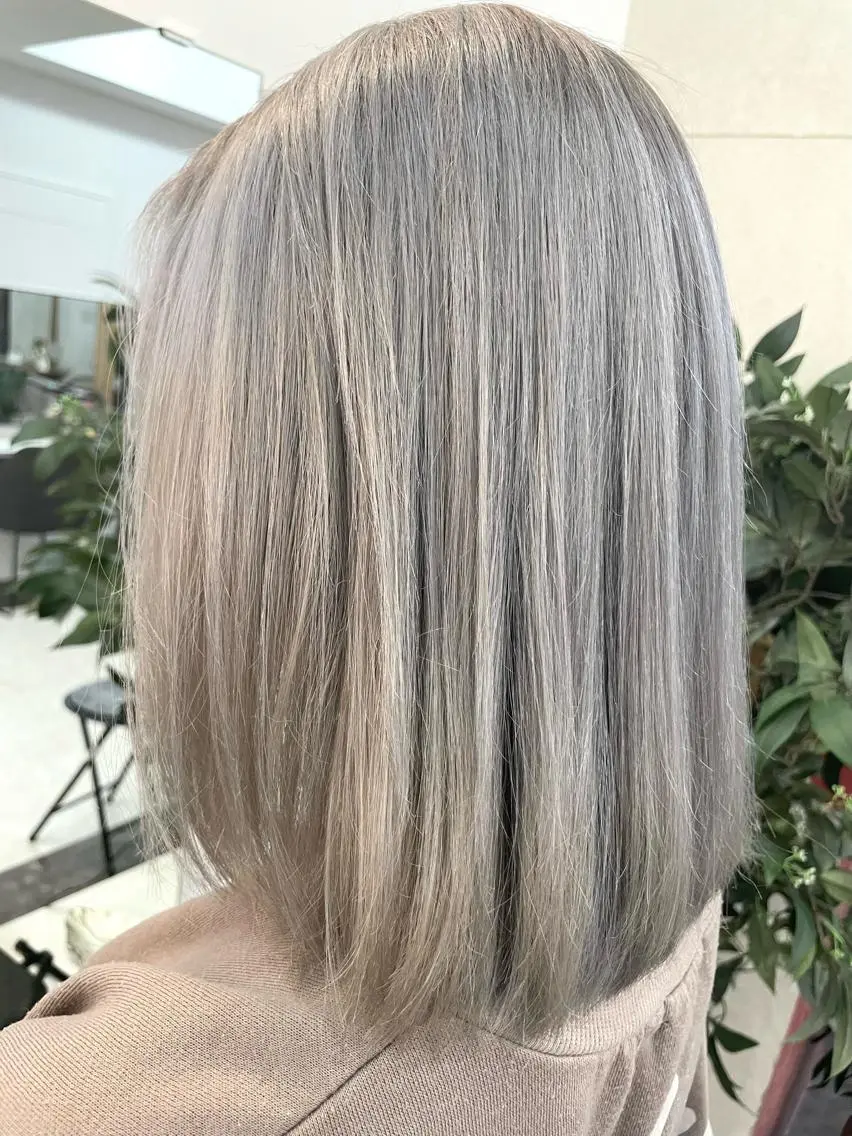 ショート カラー パーマ ヘアアレンジ メンズ シールエクステ メンズバレイヤージュ メンズブリーチ メンズハイライト メンズインナーカラー 🦋高瀬寛菜🦋 韓国/ブリーチのヘアスタイル