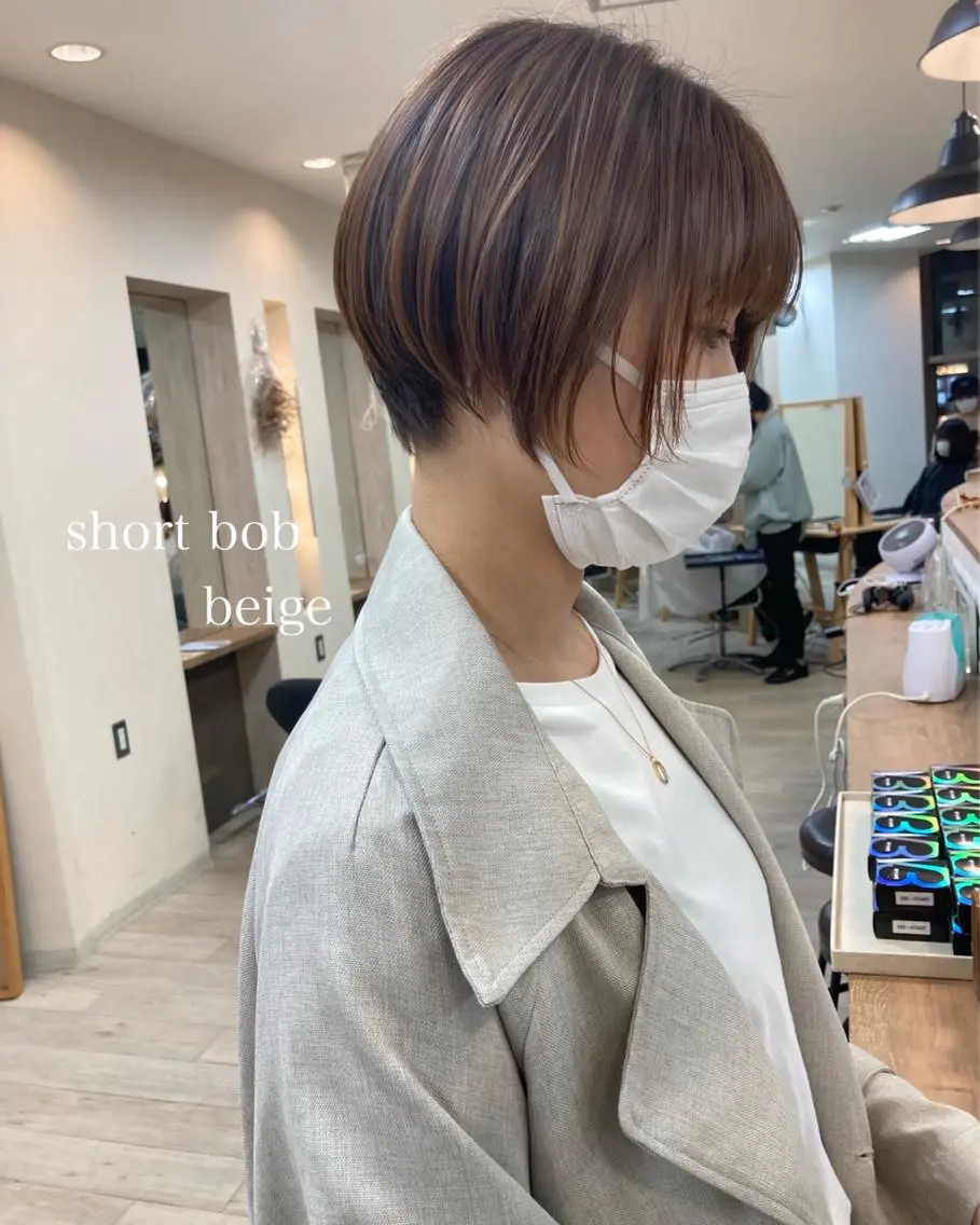 ショート カラー 切りっぱなしボブ ショートボブ ハンサムショート ベージュカラー ボブ カット ヘアカラー トリートメント 初めてのショート お任せください✂️のヘアスタイル