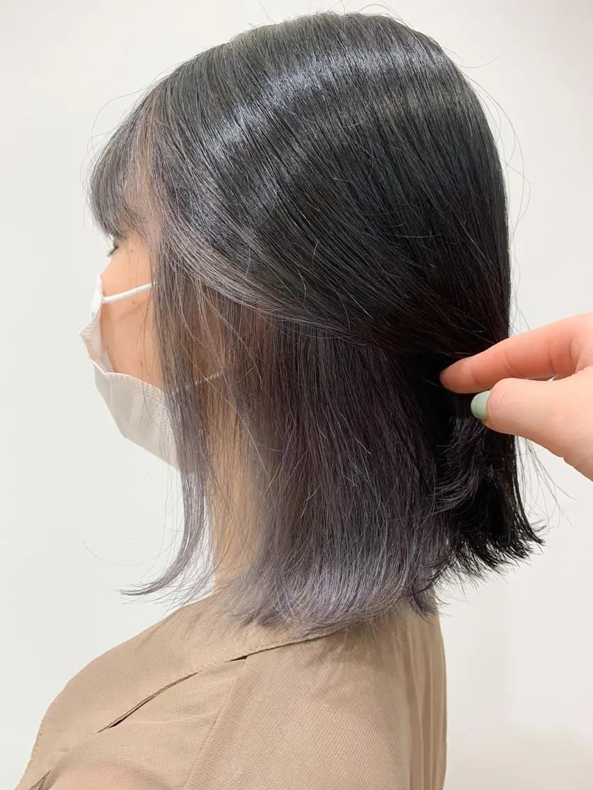 ミディアム カラー 薄田 珠美のヘアスタイル