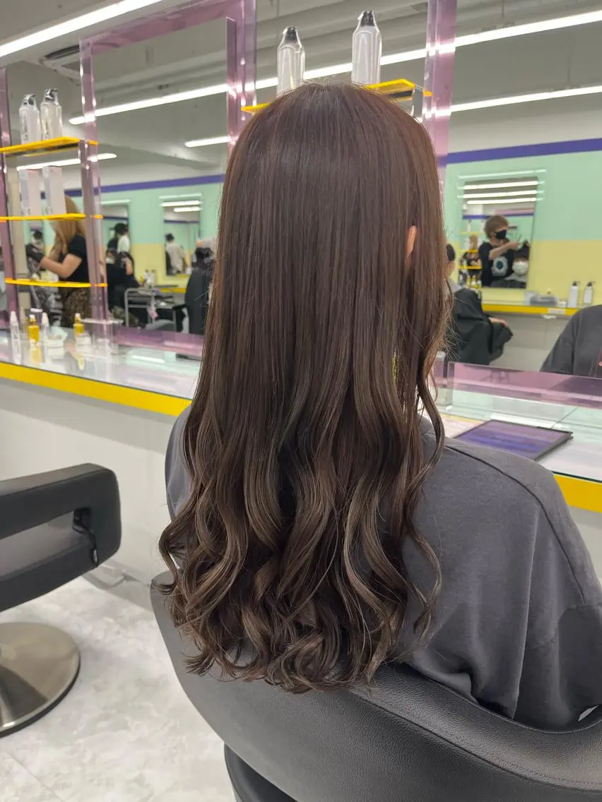 ロング カット ヘアカラー トリートメント ヘッドスパ ヘアセット 🪞透明感カラー🫧 縮毛矯正🥇かずきのヘアスタイル
