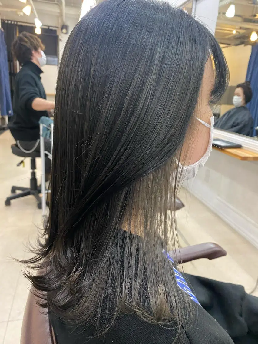 ロング カラー ブリーチ インナーカラー リルウヘアー 天王寺のヘアスタイル