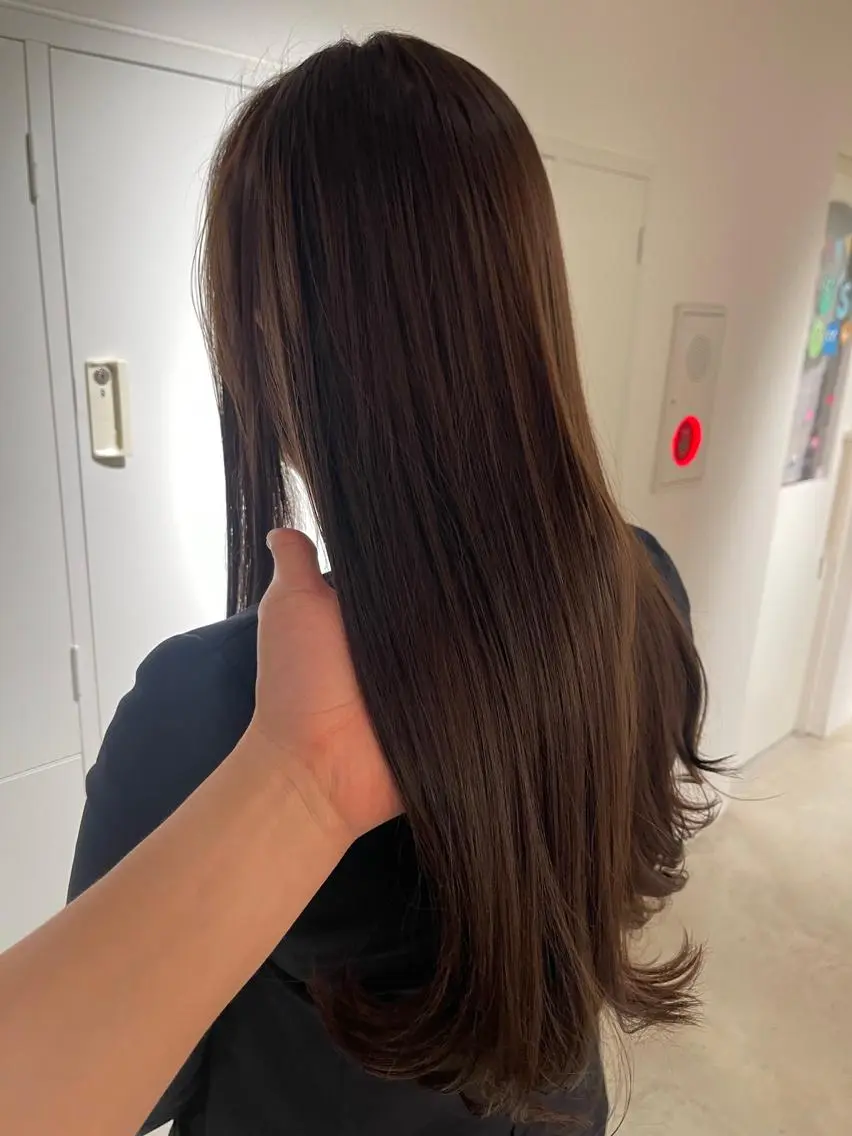 ロング ハイライト 白髪ぼかし 🔥イワイコウキのヘアスタイル