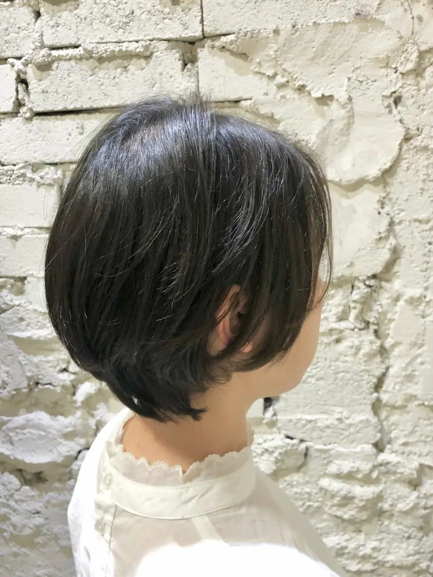 ショート パーマ ショートヘア 興津/韓国レイヤー ダブルカラー美髪縮毛のヘアスタイル