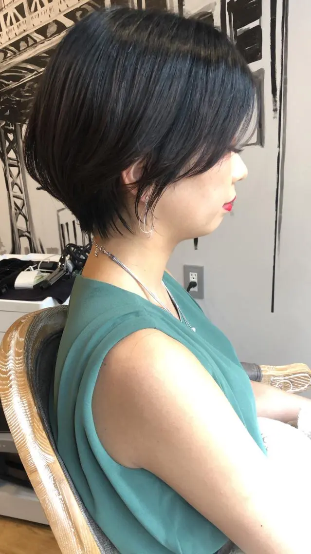 ショート 切りっぱなしボブ ボブ 外国人風カラー ハイライト レイヤーカット ショート職人 美容師【KENTA】のヘアスタイル