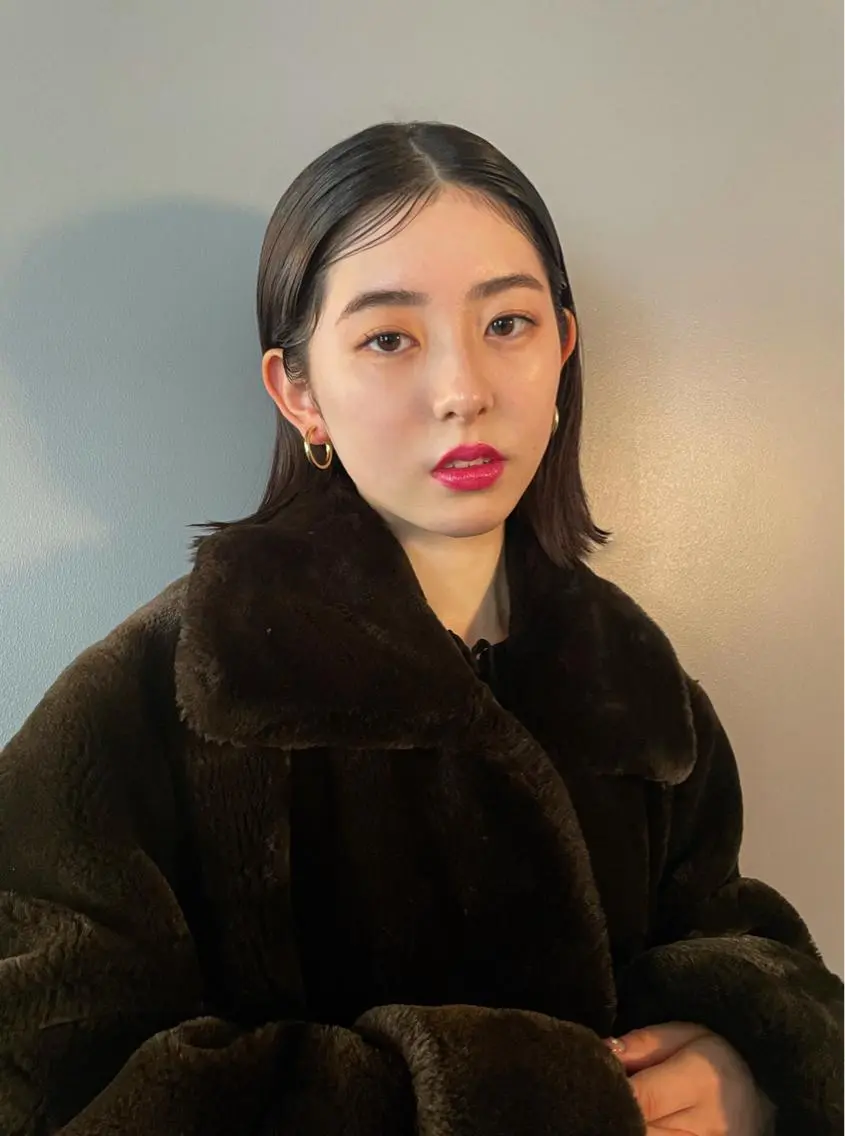 ミディアム カラー ヘアアレンジ 🎀透明感カラー 韓国ヘア🎀mahoのヘアスタイル