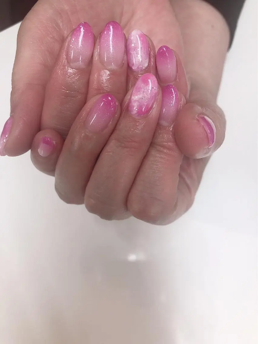 ネイル グラデーション 大理石ネイル(マーブル) ピンク ハンドネイル FASTNAIL PLUS 新宿店のネイルデザイン