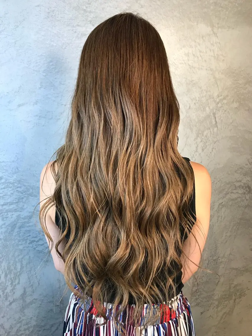 ロング ヤマダ ショウコのヘアスタイル
