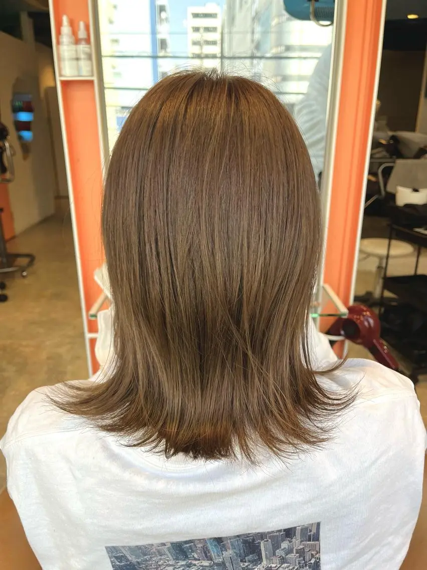 ミディアム カラー ヘアカラー うしだ かおるのヘアスタイル