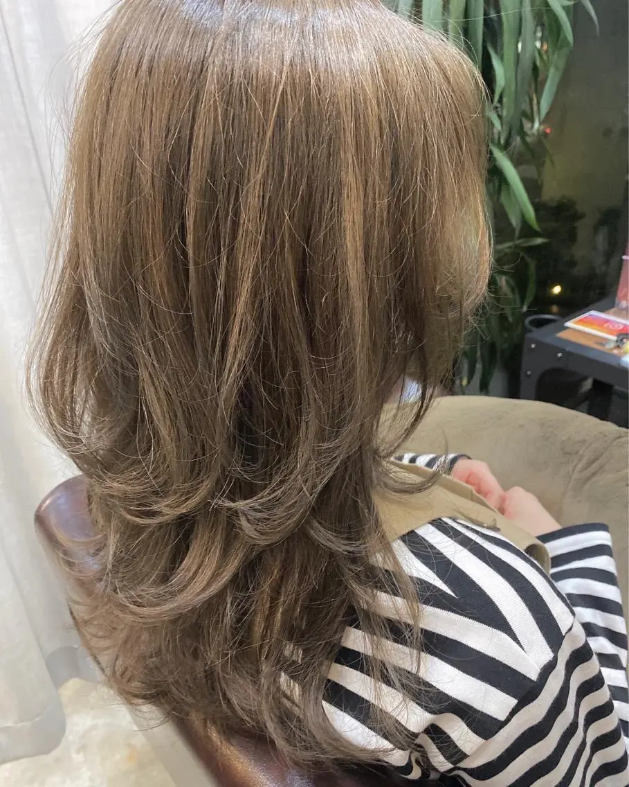 ロング ハイレイヤー レイヤーカット 愛されヘア♪ 大森春奈のヘアスタイル