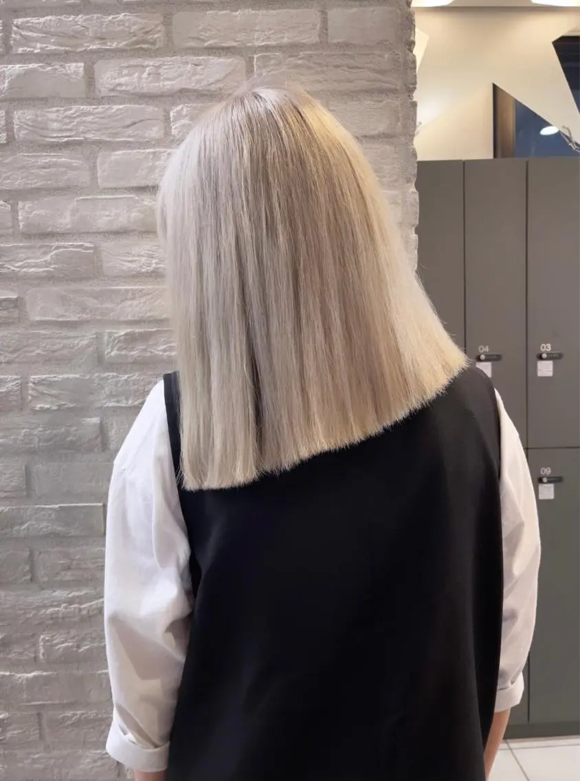 ミディアム カラー ヘアカラー トリートメント 韓国レイヤー×艶髪 ハイトーンRyukiのヘアスタイル