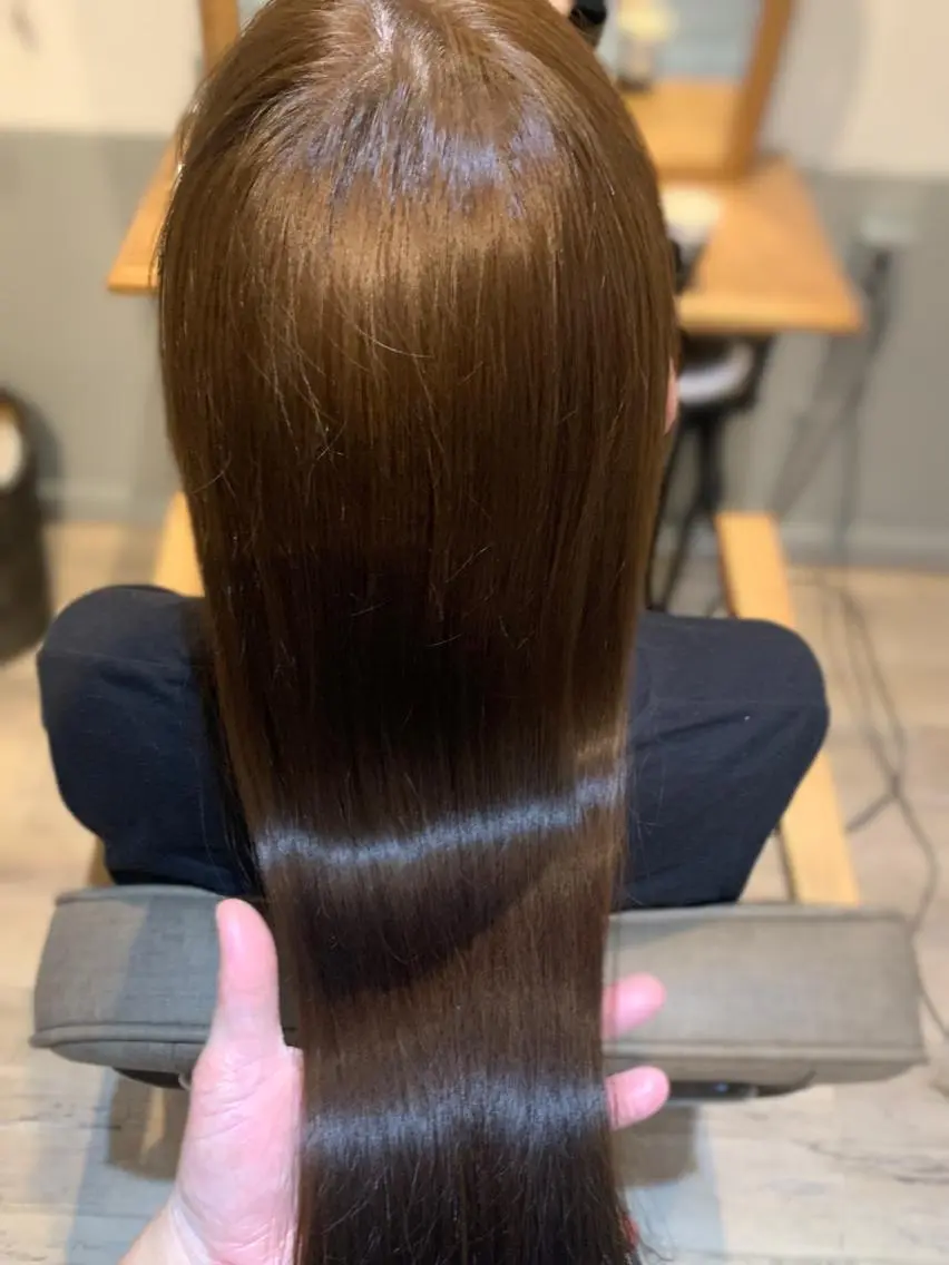 ロング カラー イルミナカラー O maikoのヘアスタイル