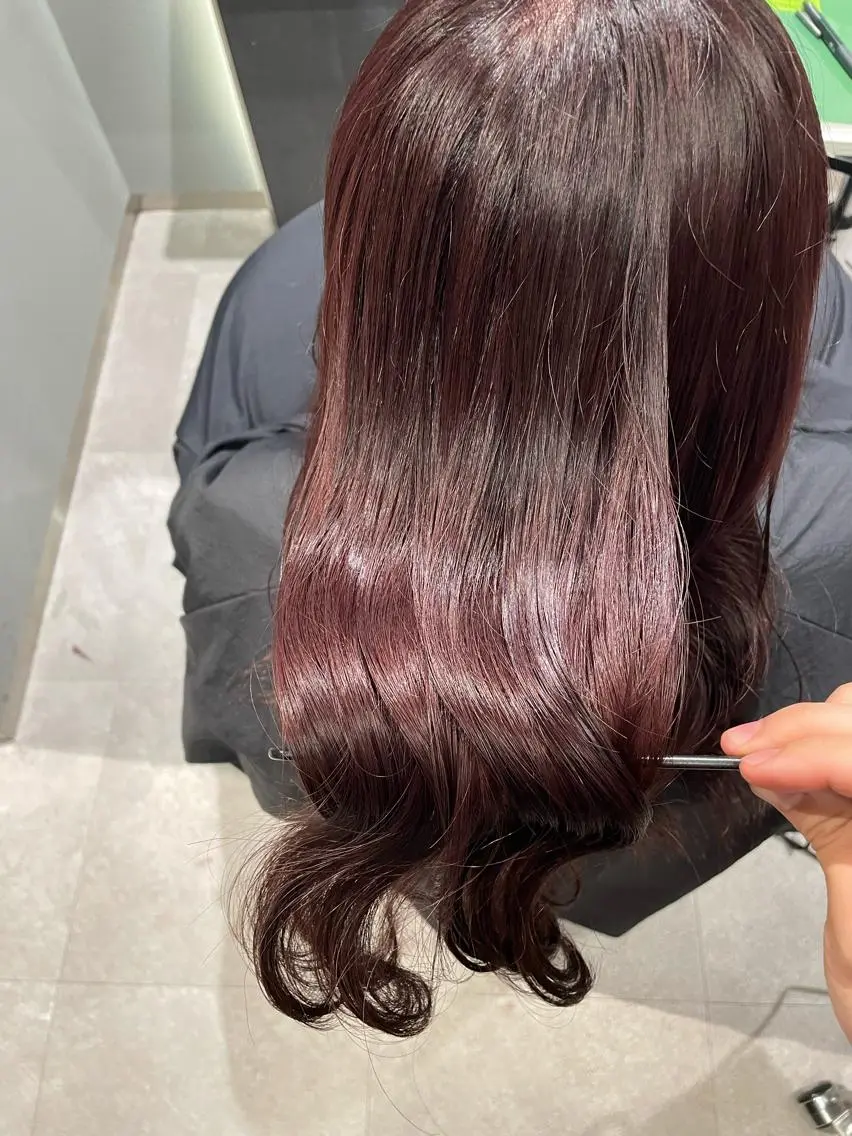 ミディアム カラー 透明感カラー イルミナカラー ラベンダーカラー トリートメント カット ヘアカラー トリートメント 髪質改善艶髪特化 二瓶 海人のヘアスタイル