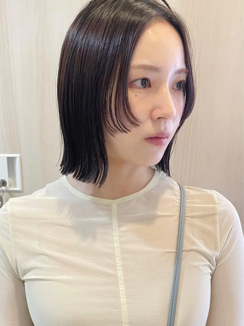 ミディアム 切りっぱなしボブ ボブ 顔まわりレイヤー レイヤーカット 外ハネヘア 【ボブ/個室サロン】 癒し空間mimuraのヘアスタイル