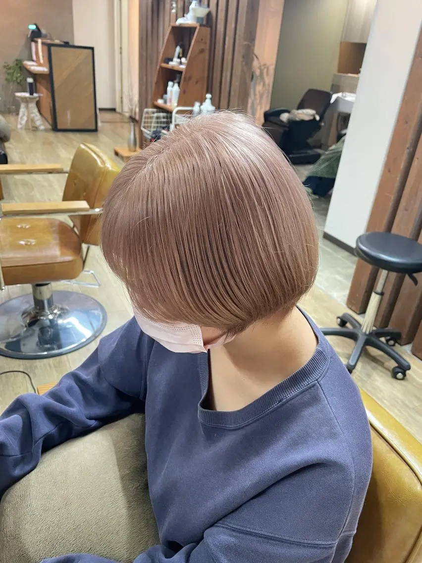ショート カラー カジ エリナのヘアスタイル
