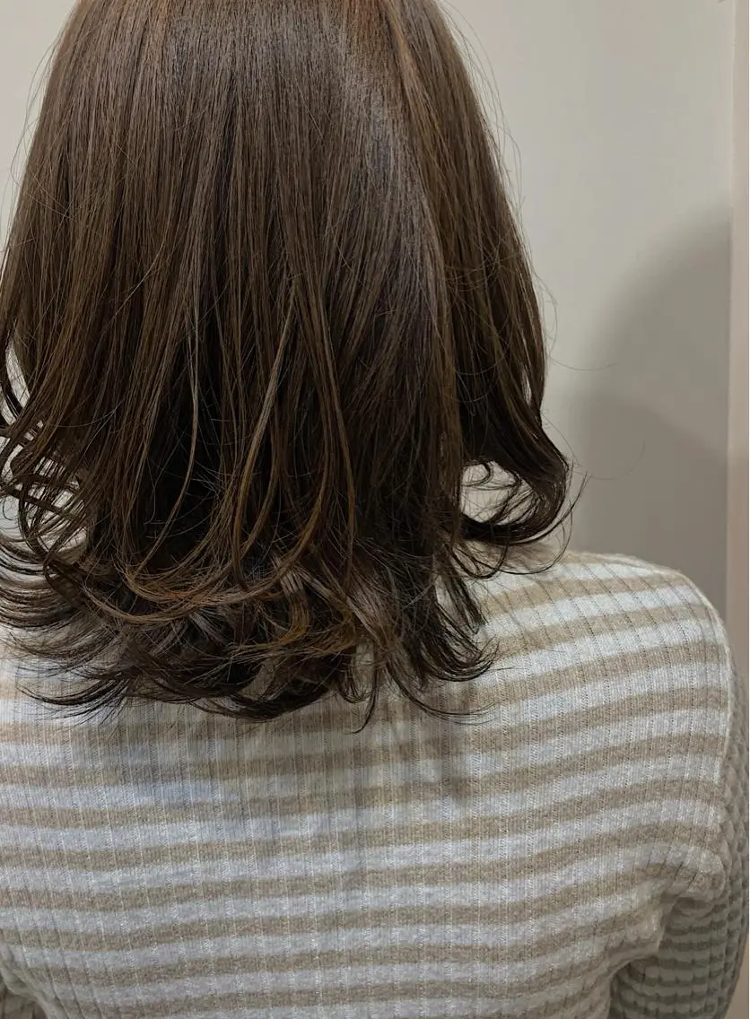 ミディアム トリートメント REONA🪽✨薬院 レイヤーカット🫧のヘアスタイル