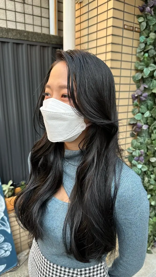 ロング カラー パーマ 切りっぱなしボブ ショートボブ バレイヤージュ ベージュカラー 黒髪 カット ヘアカラー パーマ トリートメント 韓国レイヤー柔らかい 地毛風縮毛矯正/マツのヘアスタイル