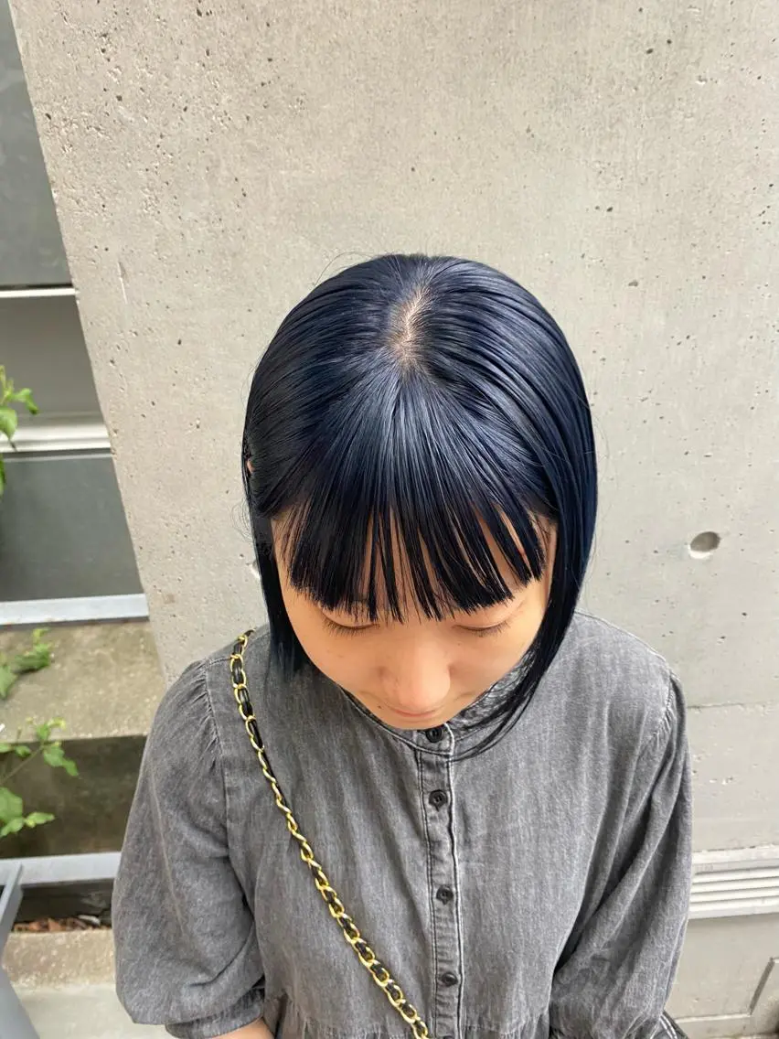 ミディアム デザインカラー/ボブ ブリーチカラー/ユリのヘアスタイル