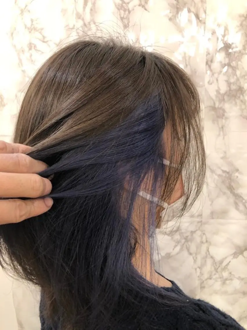 ミディアム カラー ブルーカラー インナーカラー 🟦西荻窪メンズ特化 美容師🟦Yu-Jiのヘアスタイル