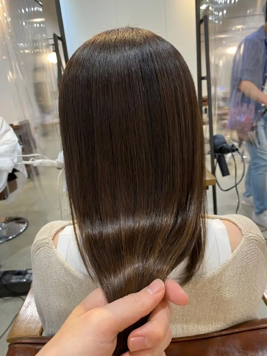 セミロング カラー パーマ 縮毛矯正 Lolonois梅田 スタッフのヘアスタイル