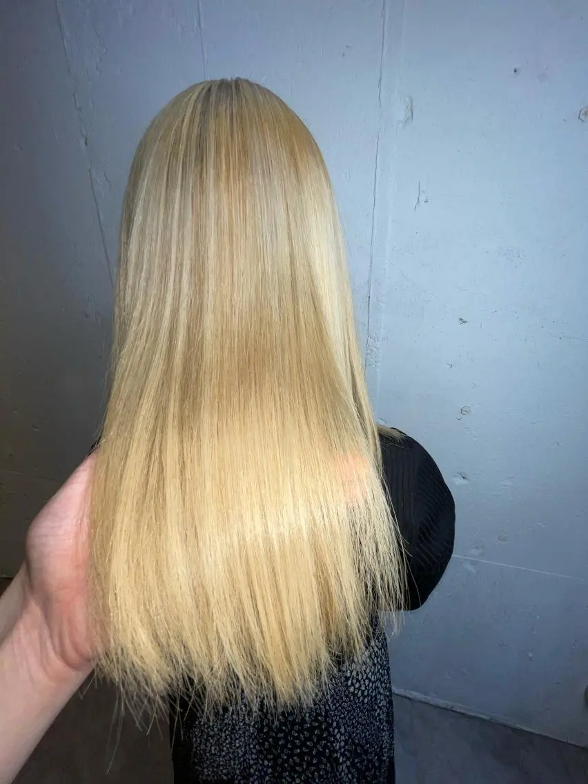 ミディアム カラー ベージュカラー ブリーチ ホワイトベージュ ヘアカラー トリートメント 💛丁寧さNo.🥇 🧸片山智裕💛のヘアスタイル