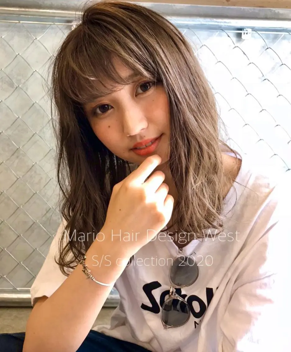 セミロング カラー パーマ セミロングパーマ アッシュ ベージュカラー 竹嶌 健吾のヘアスタイル