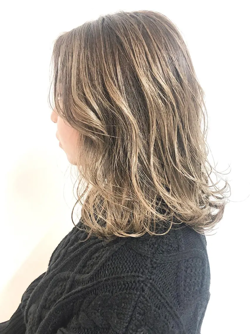 ミディアム カラー カット ヘアカラー トリートメント ヘアセット 360°キレイな ショートカットのヘアスタイル