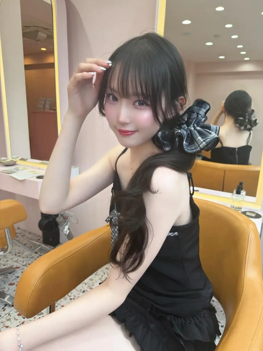 ロング カラー 透明感カラー ダークグレー ダークグレージュ グレージュ 韓国風ヘア ヘアカラー トリートメント 透明感/渋谷 KEITOのヘアスタイル