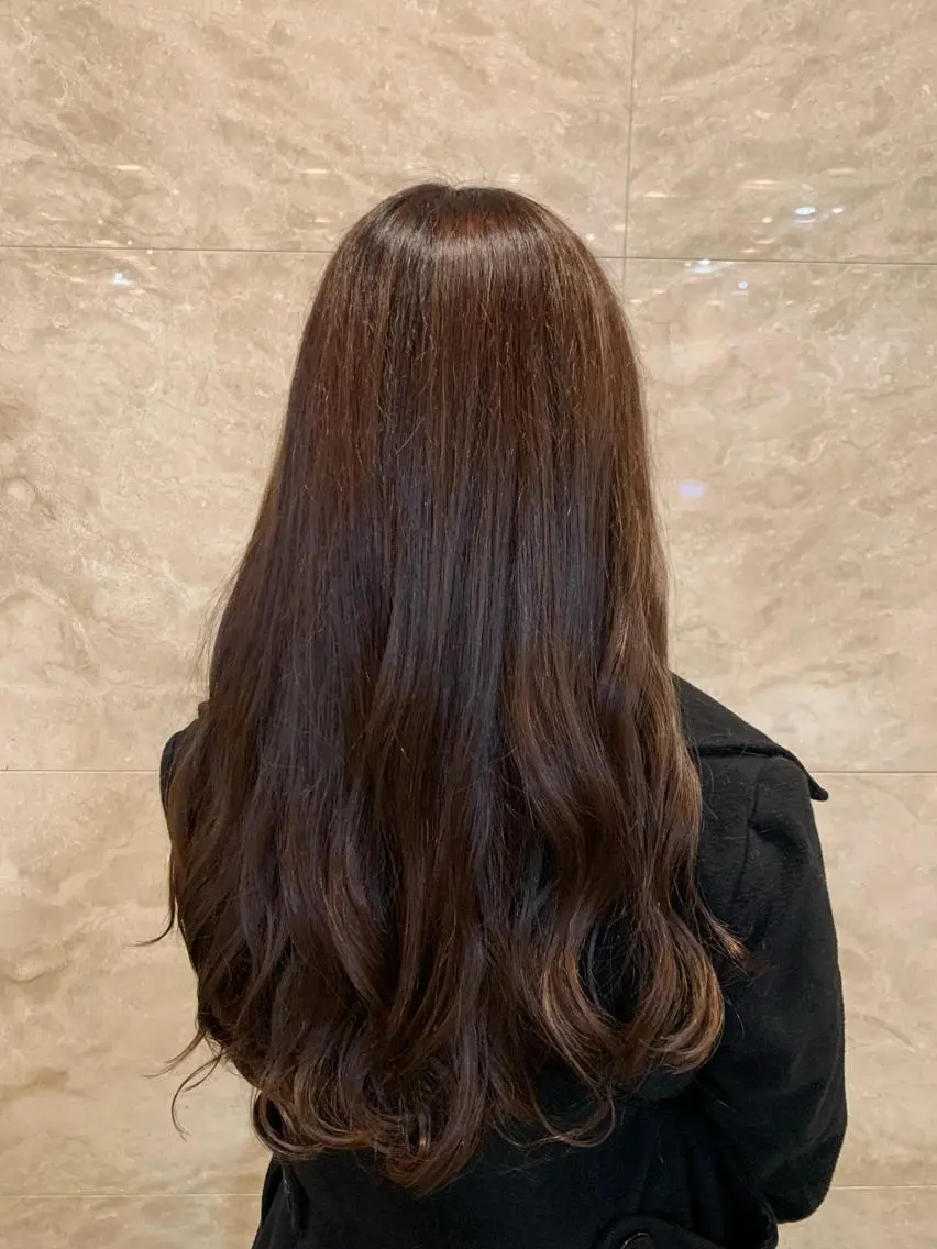 ロング カラー カット ヘアカラー 中島 由理菜のヘアスタイル