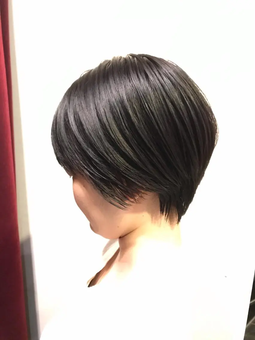 ショート 縮毛矯正専門店店長 佐々木動画モデル募集のヘアスタイル