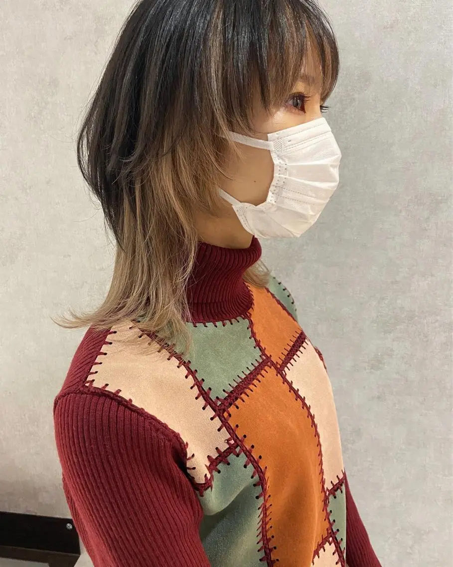 ミディアム ウルフカット カット ヘアカラー トリートメント ヘッドスパ 小田 莉加子のヘアスタイル