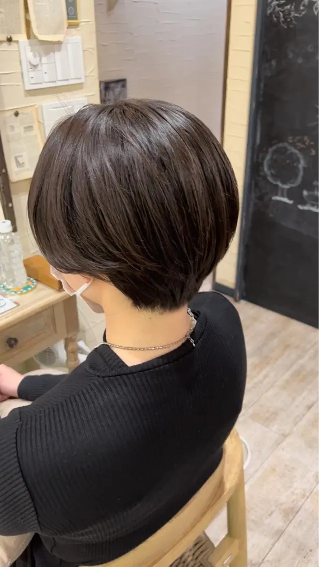 ショート ハンサムショート ハイライト ショートヘア ウルフカット カット トリートメント メンズStylist 山根慧のヘアスタイル