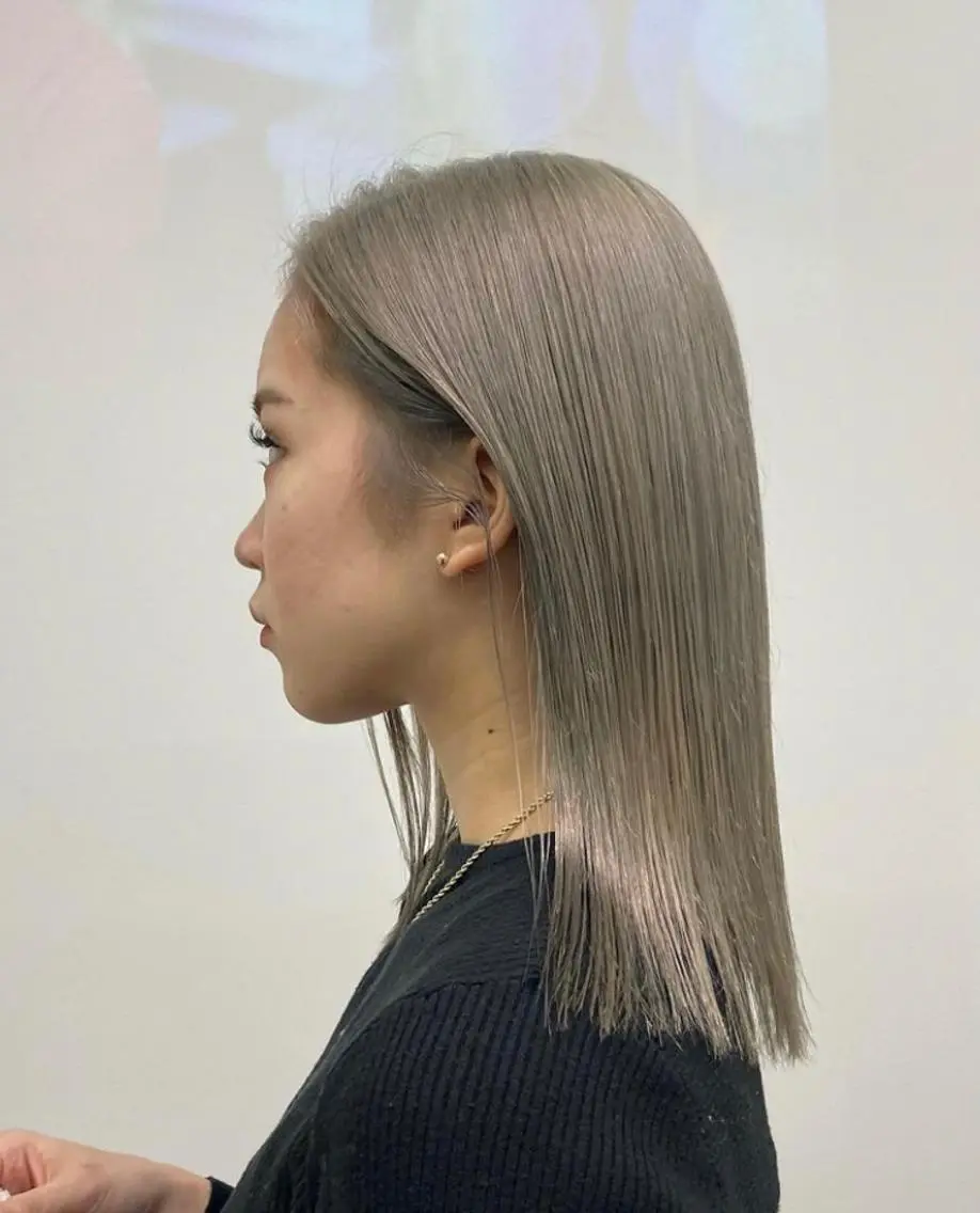 ミディアム カラー JUURI- Shionのヘアスタイル