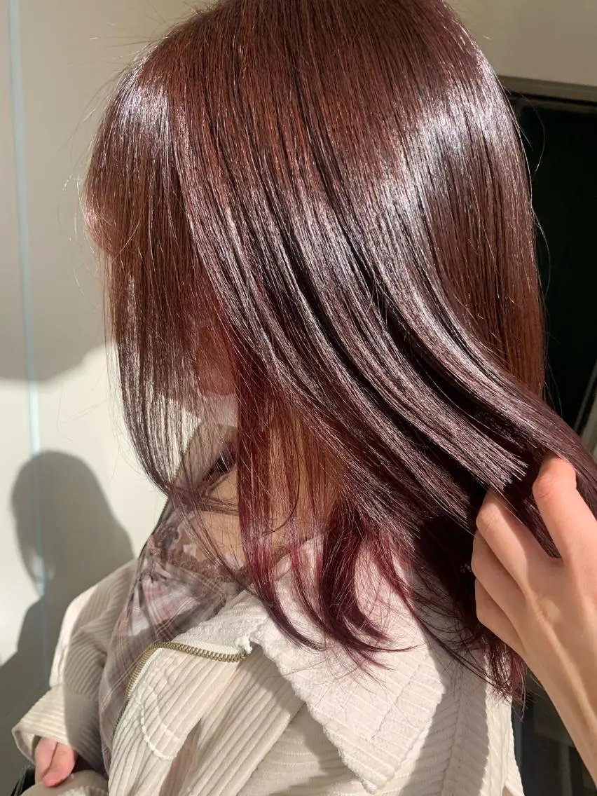 セミロング カラー 羽エクステ🪽 🤍まき🤍のヘアスタイル