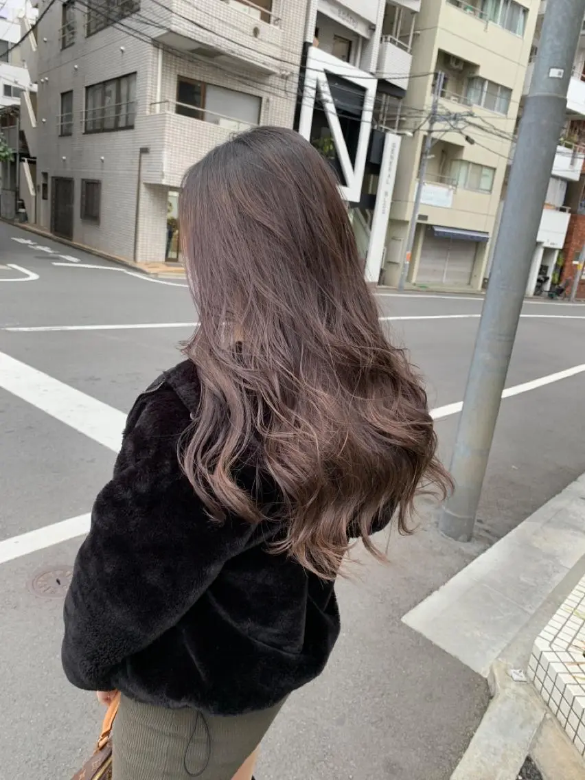 ロング カラー グレージュ ラベンダーカラー ラベンダーグレージュ ラベンダーグレー 【完全マンツー 恵比寿】佐藤 翔のヘアスタイル