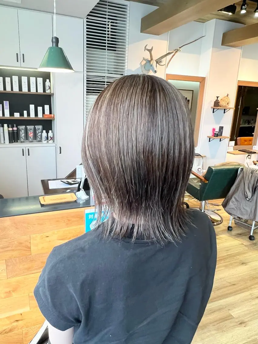 ショート ハイライト ヘアカラー トリートメント 堀 望美のヘアスタイル
