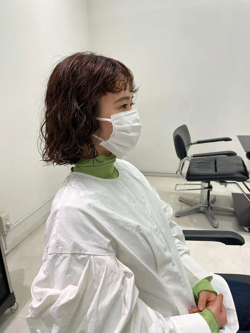 ミディアム カラー パーマ キッズ カット パーマ トリートメント オトナヘア🌸 harukaのヘアスタイル