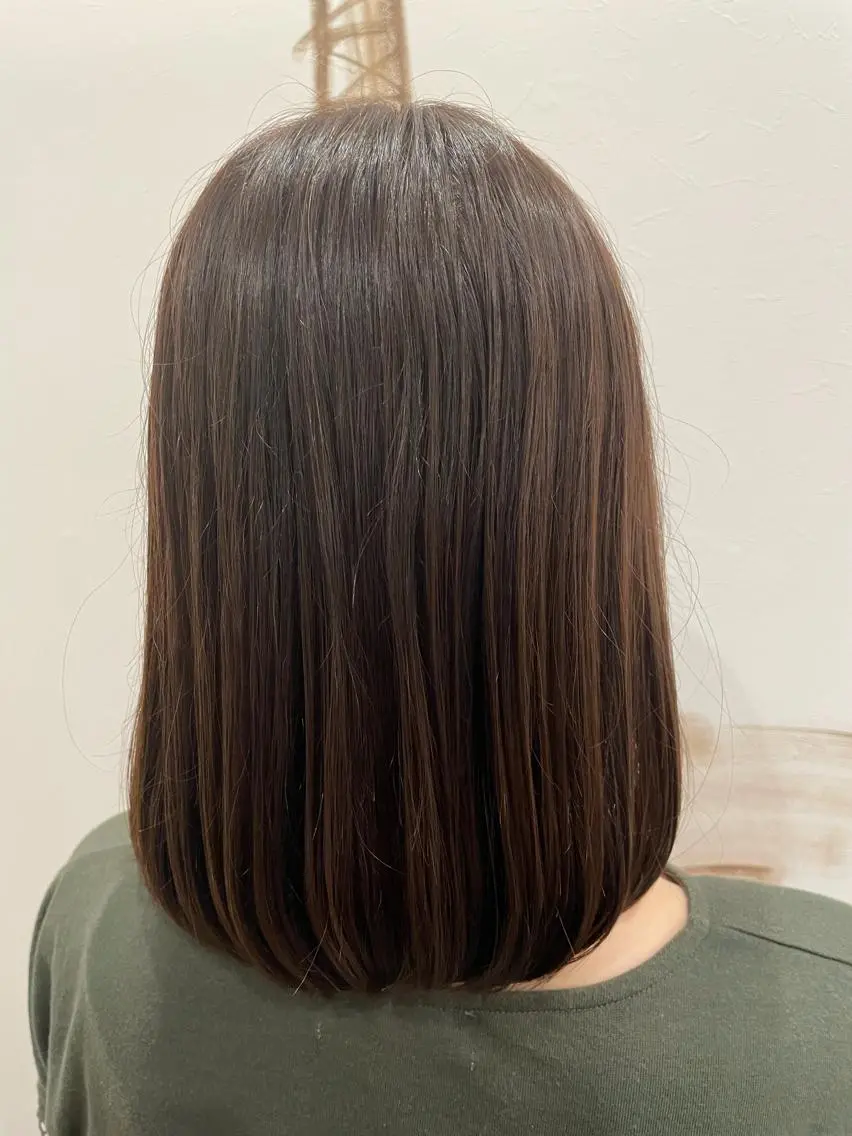 ミディアム 古澤 あかねのヘアスタイル