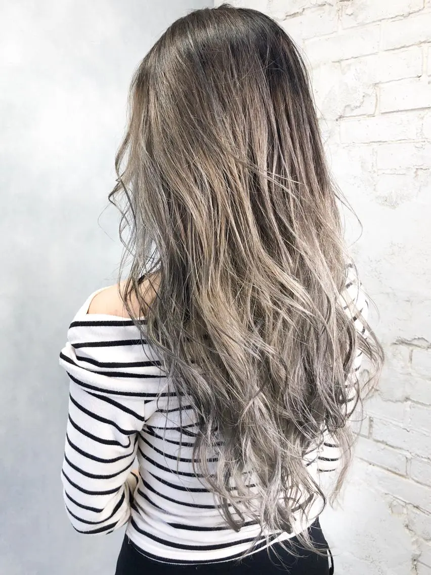 ロング カラー バレイヤージュ ブリーチ ケアブリーチ ダブルカラー ハイライトカラー welring hair salonのヘアスタイル