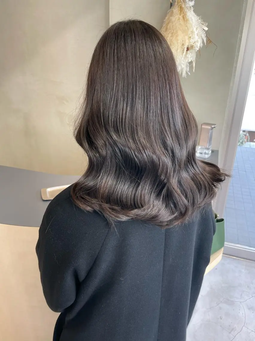 セミロング カラー 🦋うる艶透明感ヘア 今井達也のヘアスタイル