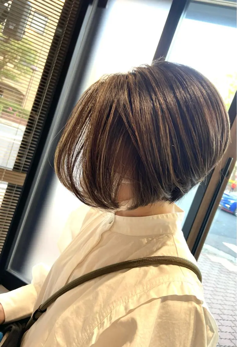 ショート ヘアカラー 褒められヘアー ERI✨のヘアスタイル