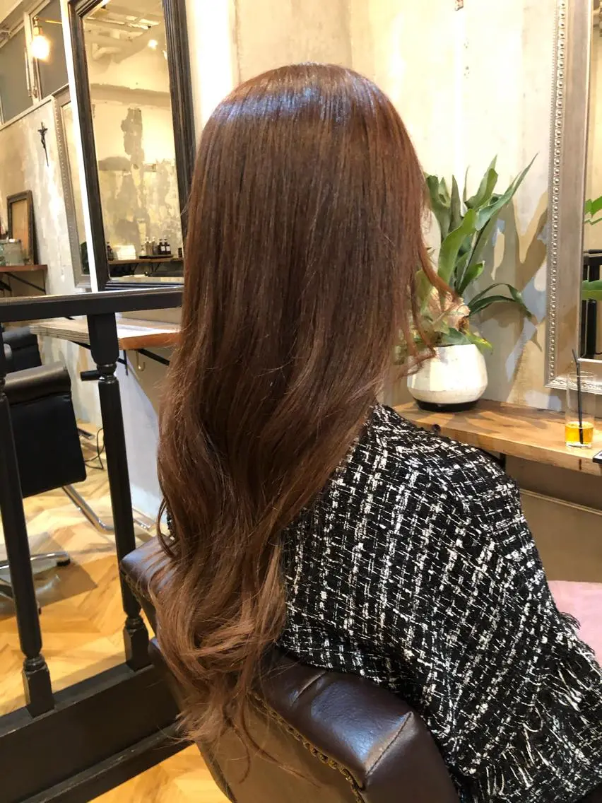 ロング カラー シールエクステ ブラウンカラー エクステ エクステ指名No.1 【店長】橘田のヘアスタイル