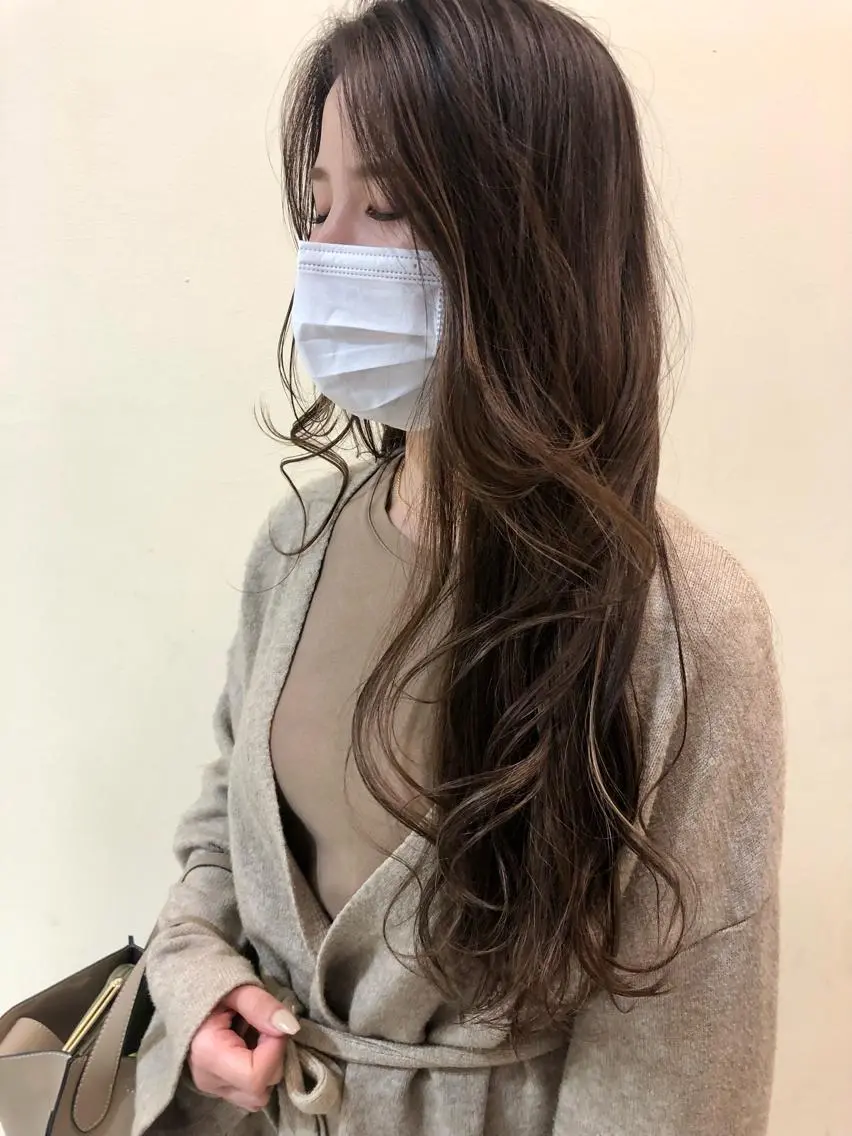ロング カラー stylist 杉浦駿生のヘアスタイル