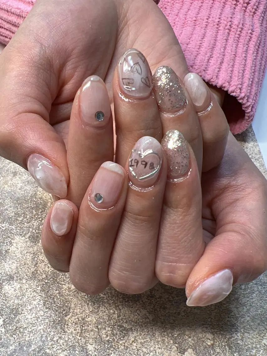 ネイル ミラーネイル ニュアンスネイル coco nailのネイルデザイン