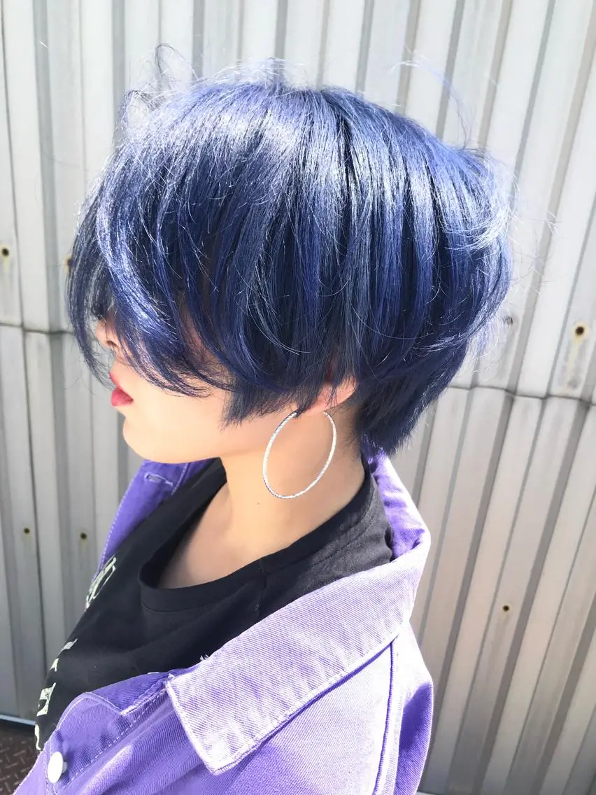 ショート カラー ブルーカラー 加藤 佑哉のヘアスタイル