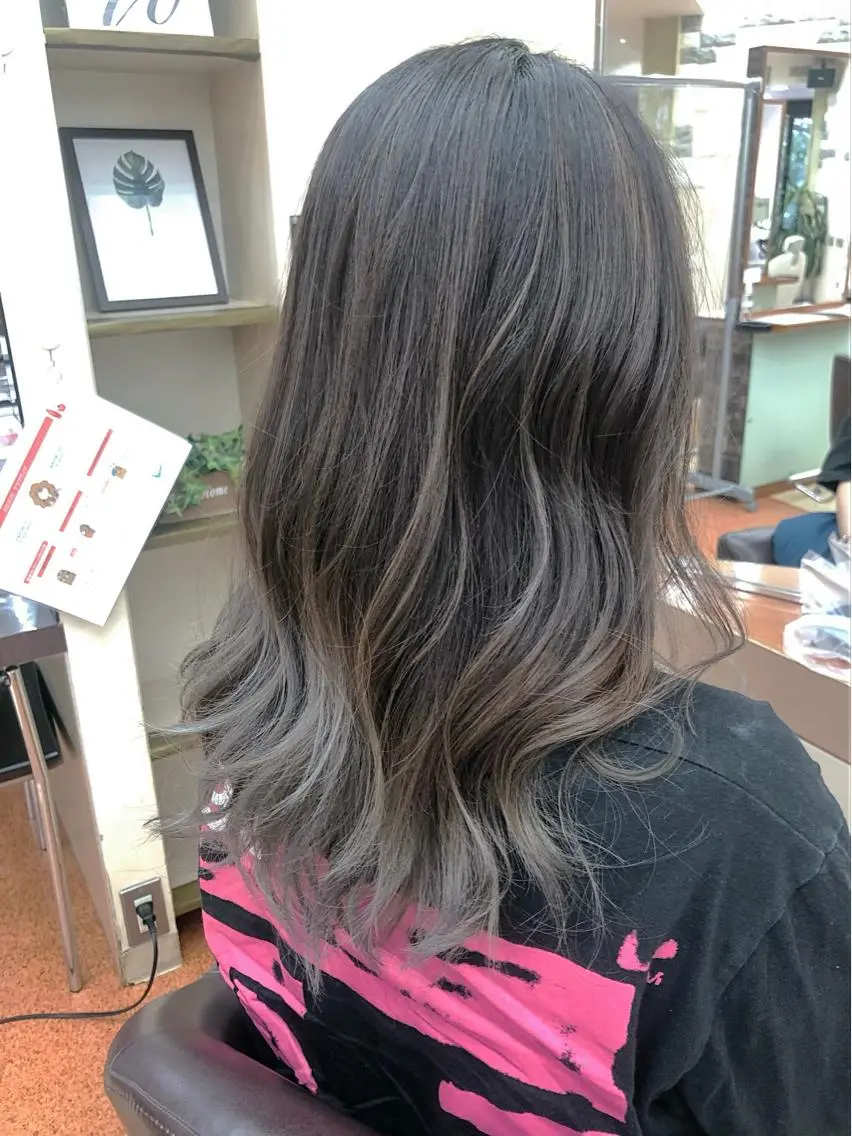ロング ハイライト 【ニュアンスカラー・ 髪質改善】スズキカナのヘアスタイル